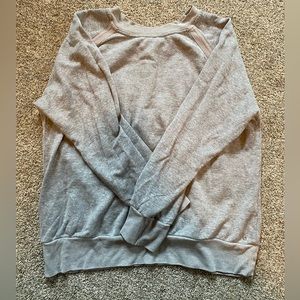 Prana women’s crew neck sweatshirt